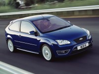 Ford_Focus_ST_2005_10.jpg