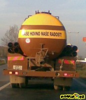 vase_hovno_nase_radost.jpg