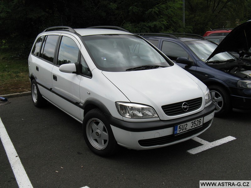 Opel Astra minisraz Usti nad Labem 13.9.2009