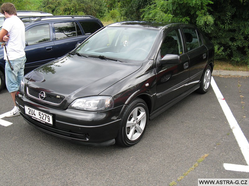 Opel Astra minisraz Usti nad Labem 13.9.2009